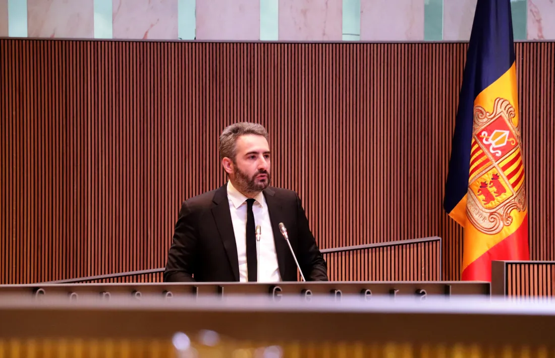 El ministre de Finances, Eric Jover, va defensar ahir uns comptes per al 2022 encara marcats per la incertesa de la Covid.