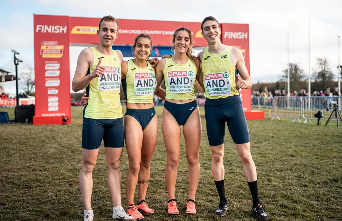 L’equip de relleus mixte de la Federació Andorrana d’Atletisme, a Dublin. 