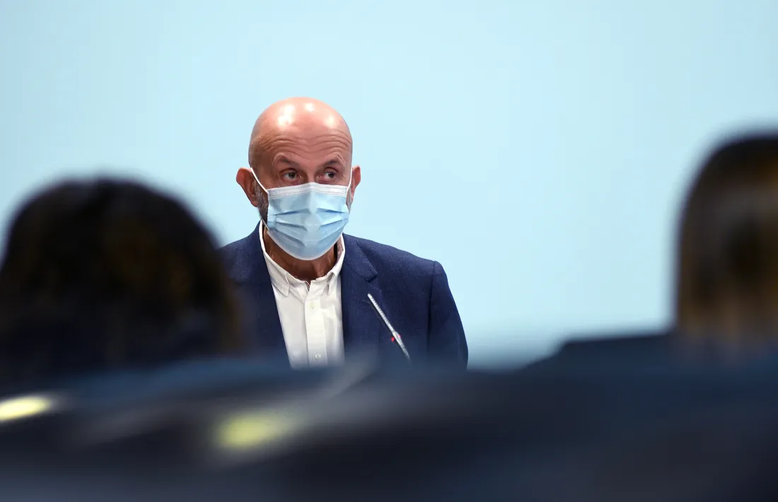 El ministre de Salut, Joan Martínez Benazet, en la roda de premsa d'aquest matí.