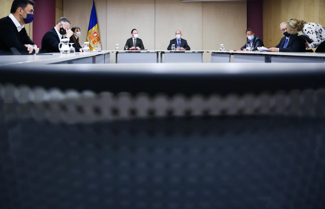 Un moment de la reunió per al Pacte d'Estat de Salut, aquest matí.