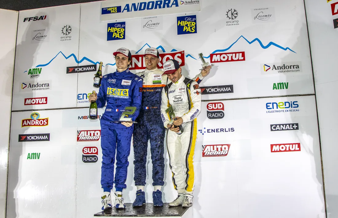  Podi Elit Pro del Trofeu Andros.