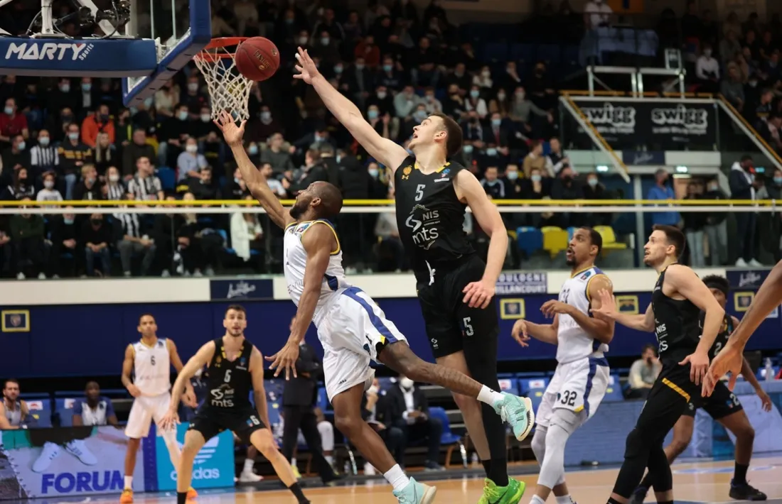  Will Cummings, ex-jugador del Lokomotiv Kuban, un home clau del Metropolitans 92. 