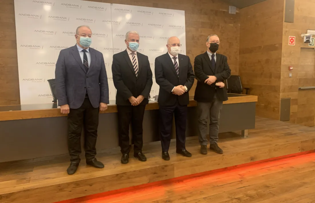 Andbank renova patrocini al COA.