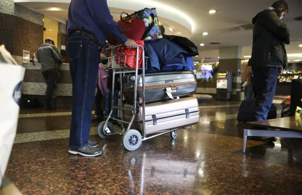 p._03_hotel_-_facundo_santana_0