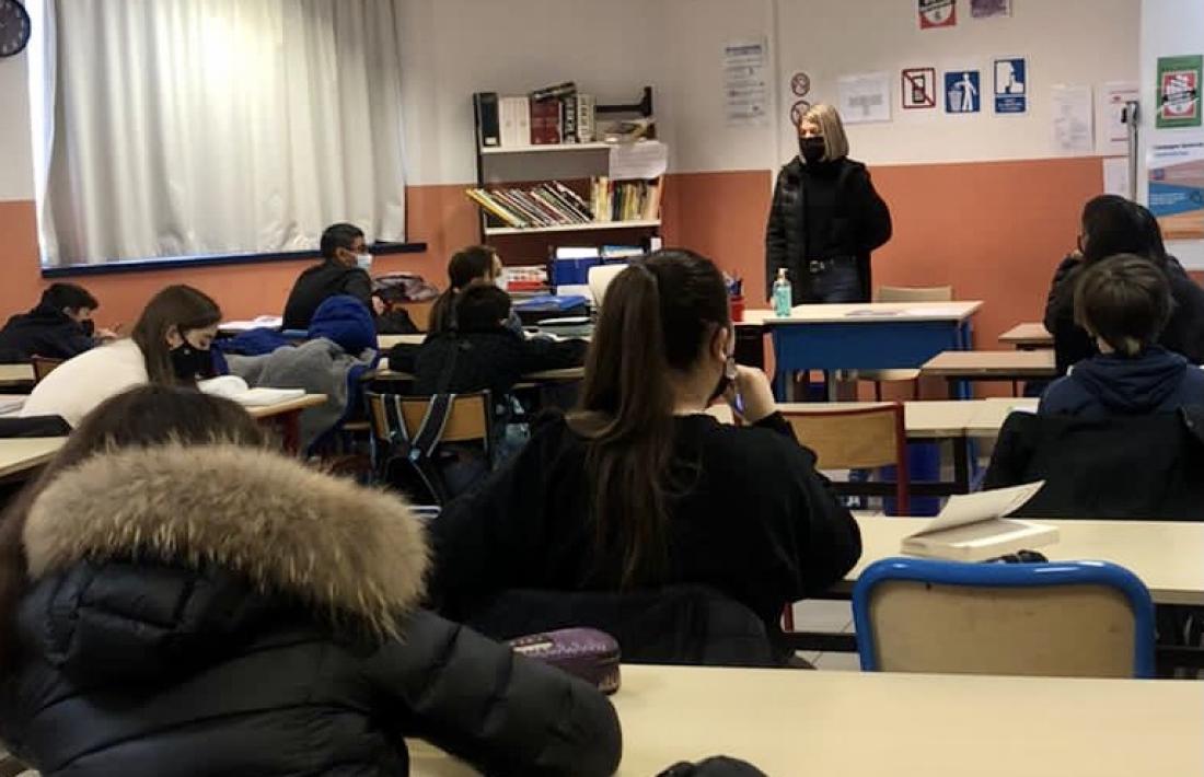 Una de les formacions de la Creu Roja impartida a estudiants.