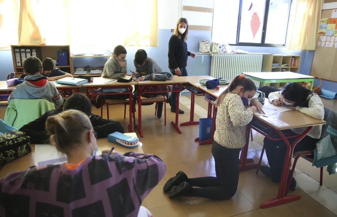 La ministra Ester Vilarrubla defensa que els protocols converteixen les escoles en “espais molt segurs”.