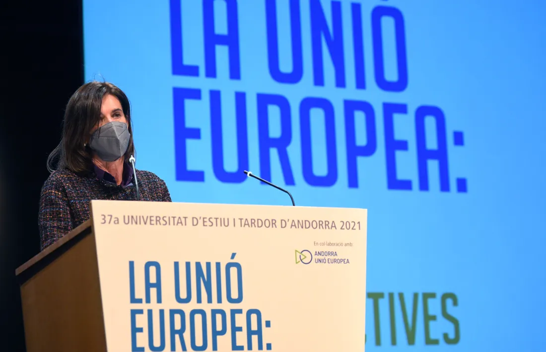 La ministra Ester Vilarrubla a la cloenda de la Universitat d’Estiu i Tardor d’Andorra.
