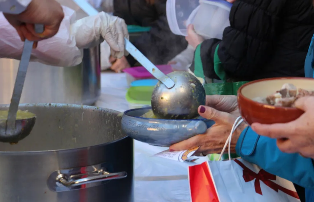 Una edició anterior de l'escudella.