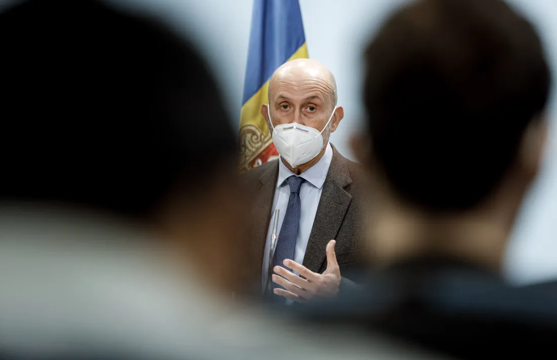 El ministre de Salut, Joan Martínez Benazet, en la roda de premsa d'aquest migdia.