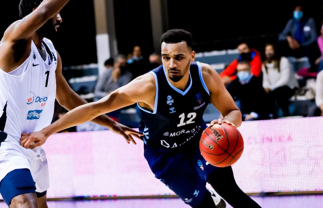 Amine Noua ja ha superat la Covid-19.