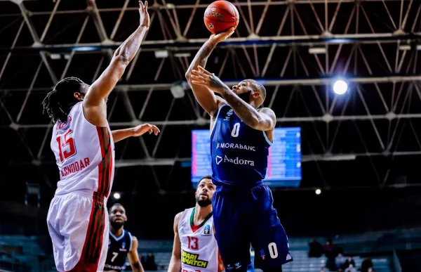 p._28_codi-miller-mcintyre-morabanc-andorra-photo-martin-imatge-andorra-ec21