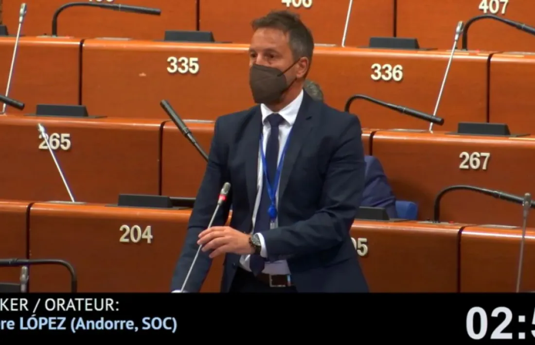 El president del grup parlamentari socialdemòcrata, Pere López, a l'APCE.