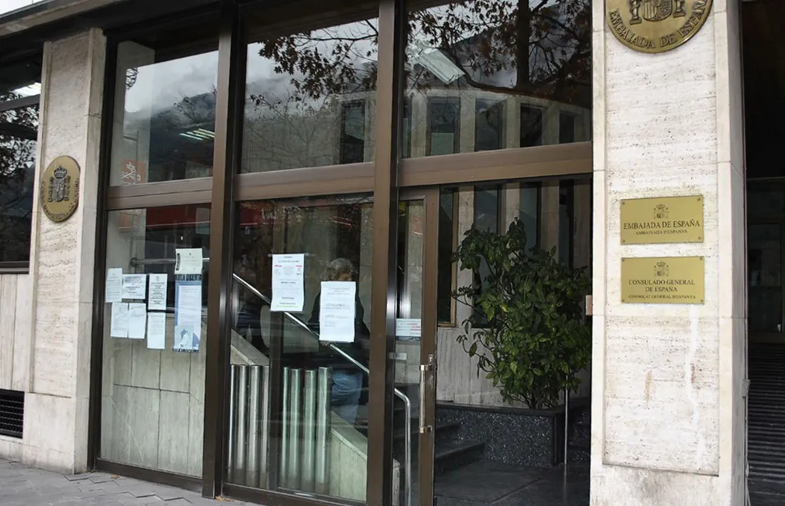 La façana de l'ambaixada d'Espanya a Andorra.
