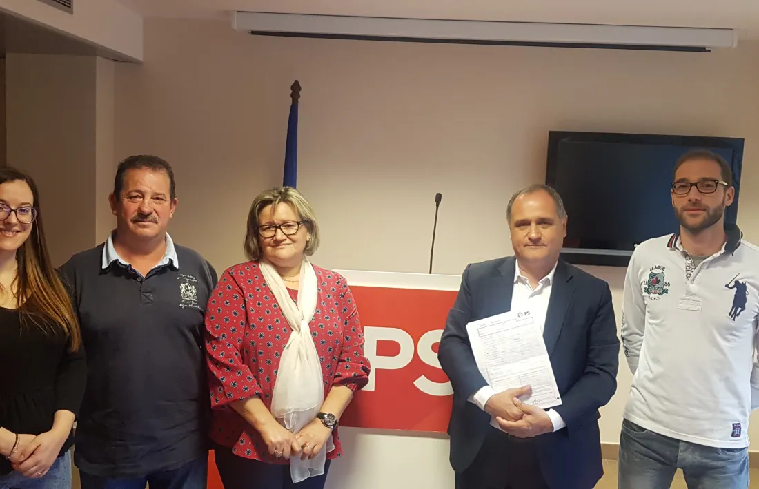 El coordinador de la Representació, João Luis Pereia, és el primer de la dreta.