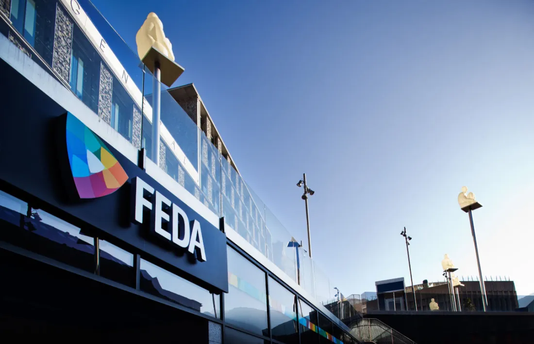 Han participat en l'enquesta 700 clients.