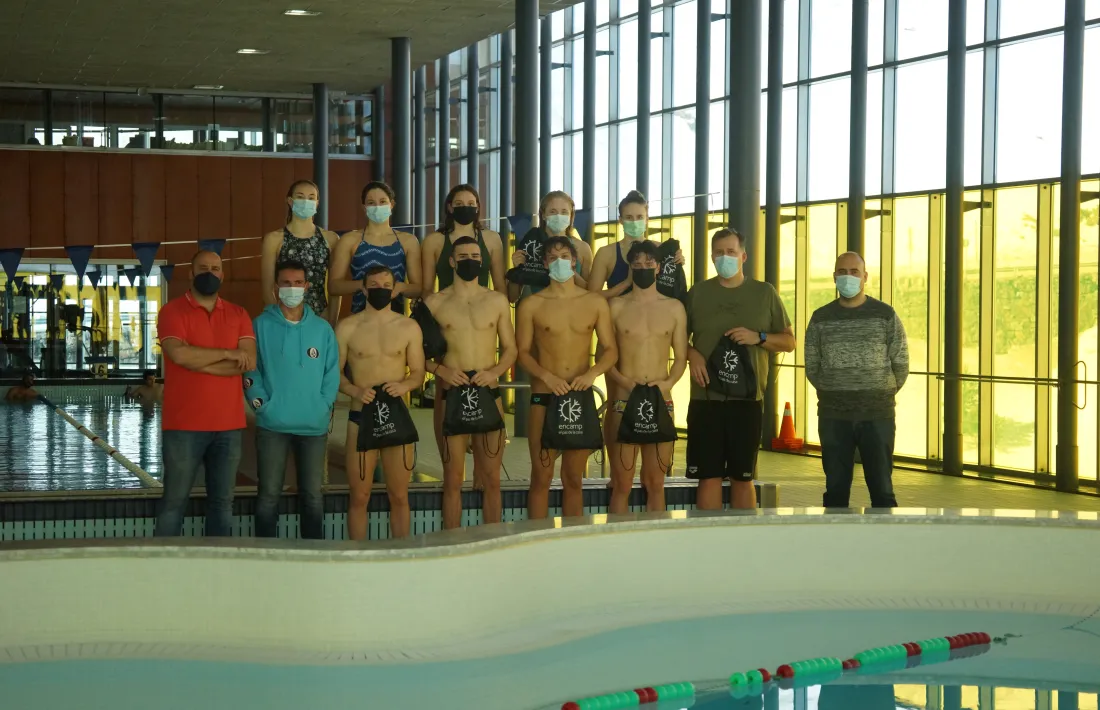El Schwimmclub Aarefisch, al Pas de la Casa. 