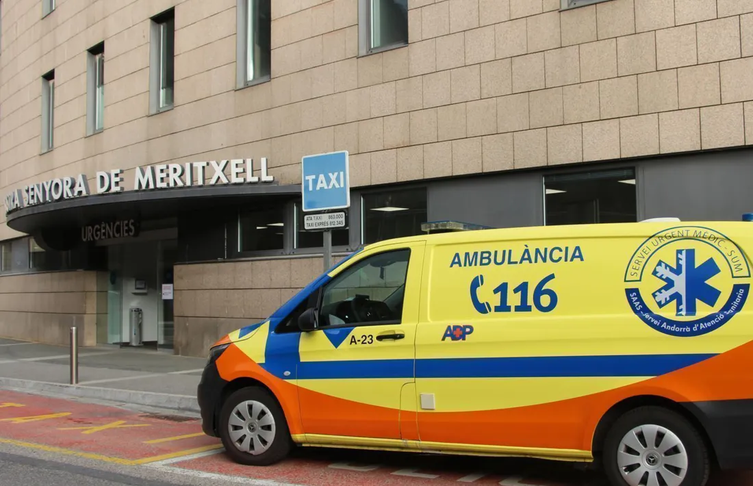 Vista de l'entrada d'Urgències de l'hospital.