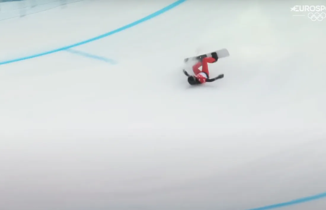 Maeva Estevez va patir dues caigudes, però la segona va ser on va patir una commoció lleu al cap i va haver d’abandonar.