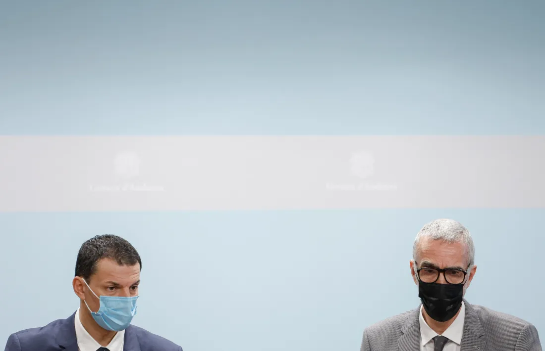 El ministre de Presidència, Economia i Empresa, Jordi Gallardo, i el secretari d’Estat Èric Bartolomé.