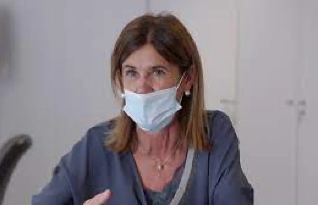 La ministra d'Educació. 