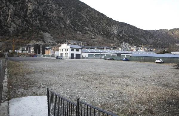 p._10.2_parking_santa_coloma_-_facundo_santana