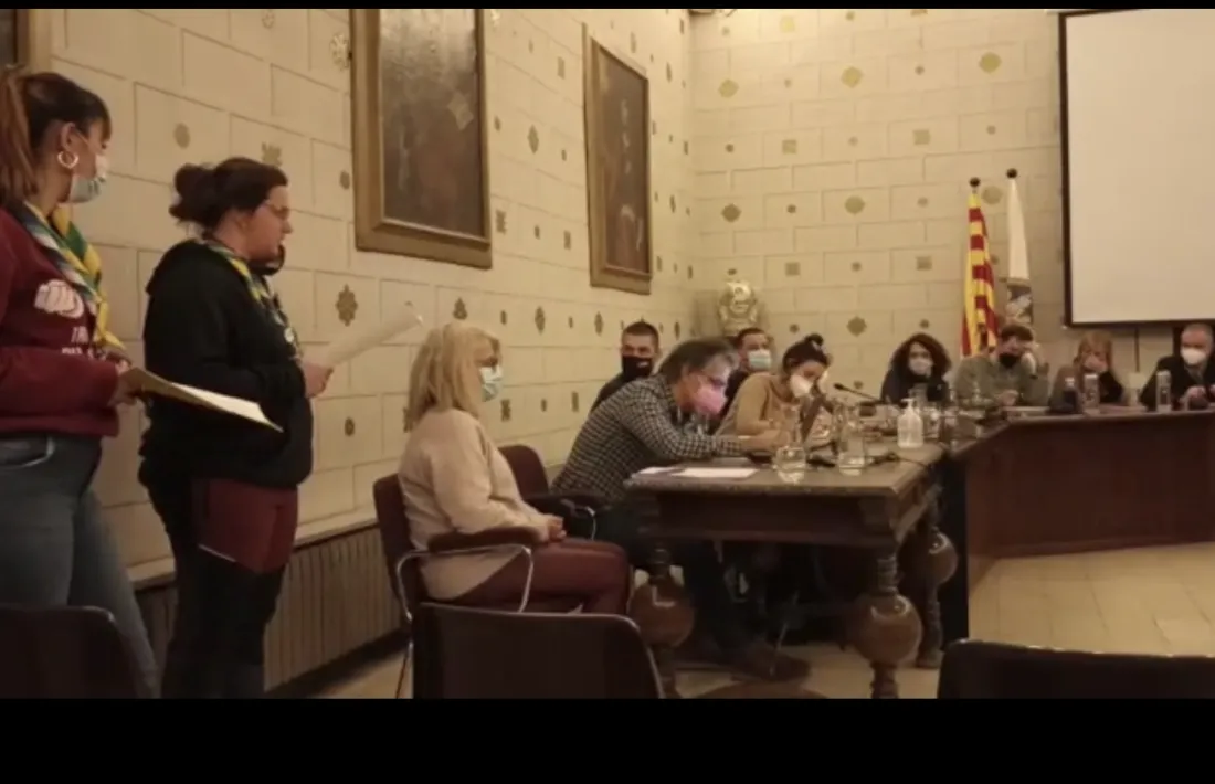 Les joves, en la intervenció al ple municipal de la setmana passada. 