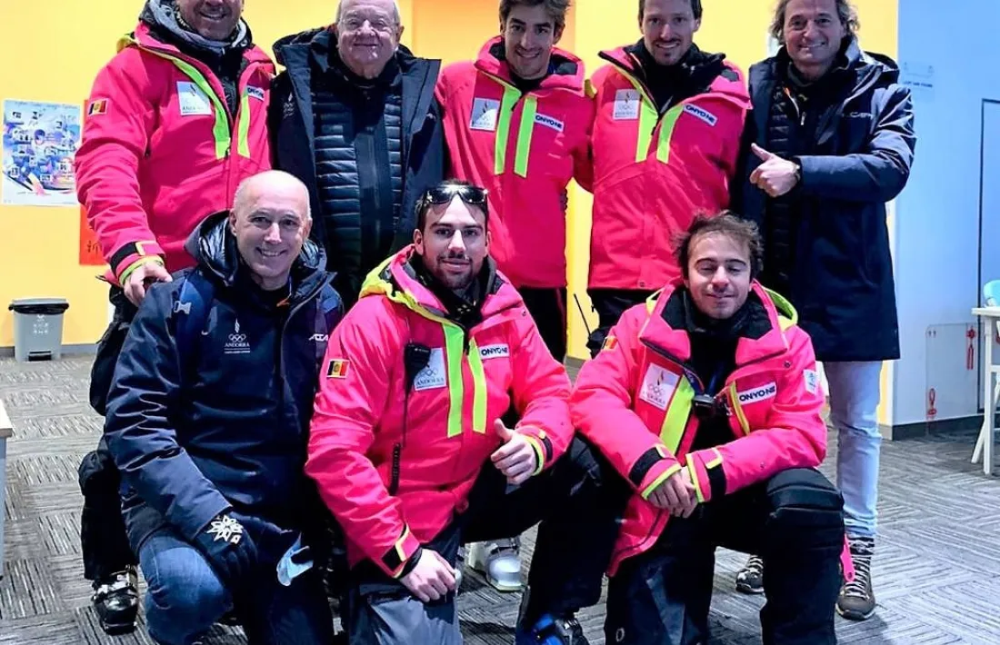  Joan Verdú, amb membres del Comitè Olímpic Andorrà (COA) i també del seu equip tècnic, als Jocs Olímpics de Pequín.