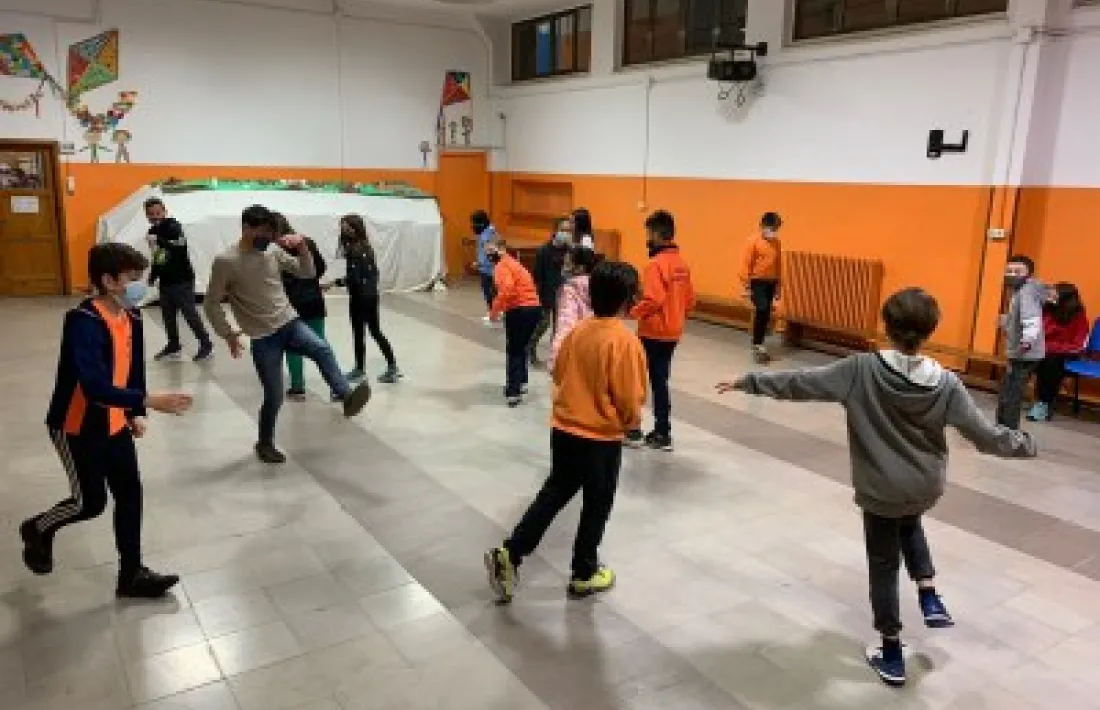 Participants en una de les activitats del programa que dirigeix Ivan Caro. 
