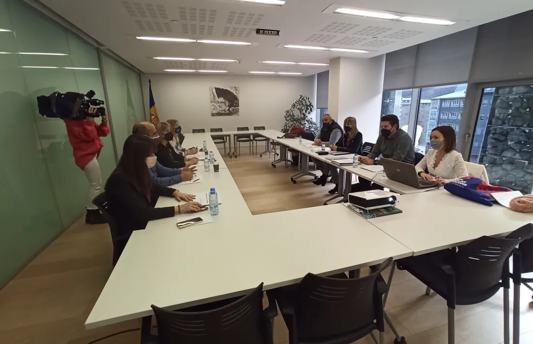 La reunió amb el grup demòcrata.