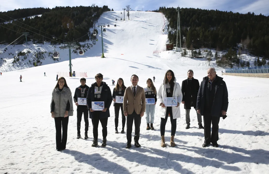 Els esportistes de la FAE van rebre un tribut de Govern per la seva participació als Jocs.