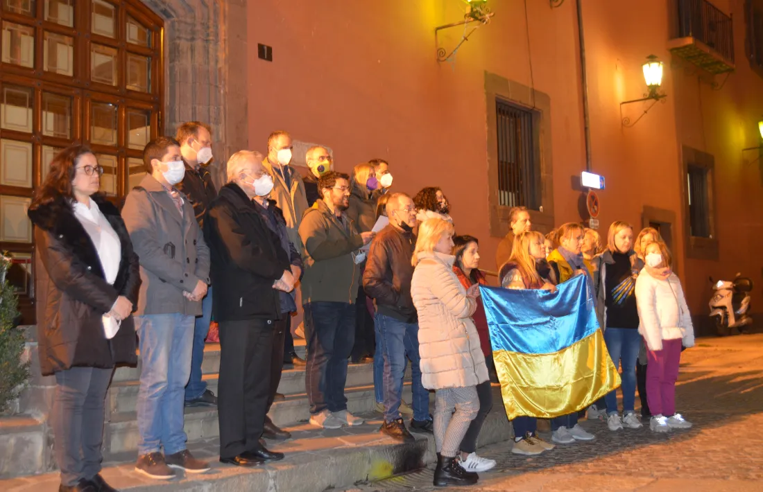 L’acte, breu, ha reunit membres del consistori (i l’arquebisbe) amb representants de la comunitat ucraïnesa.