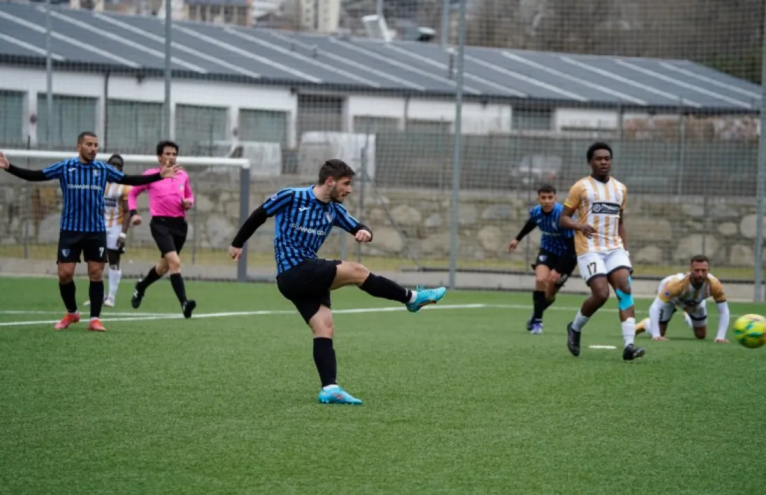 Besjan Bërnaca, el jugador albanès de l’Inter, va tancar ahir el marcador.