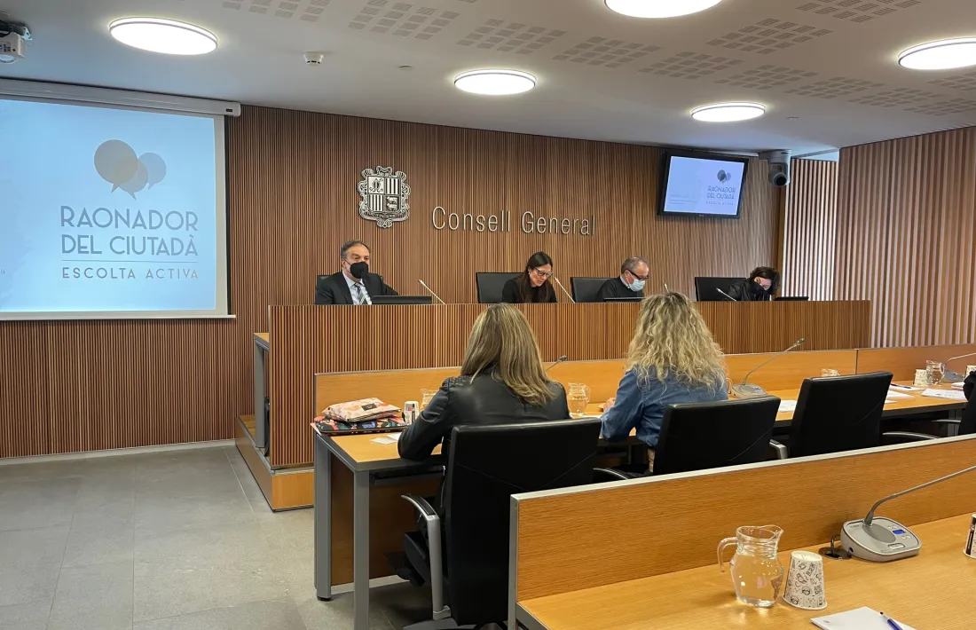 Un moment de la compareixença del raonador del ciutadà, Marc Vila, aquesta tarda.