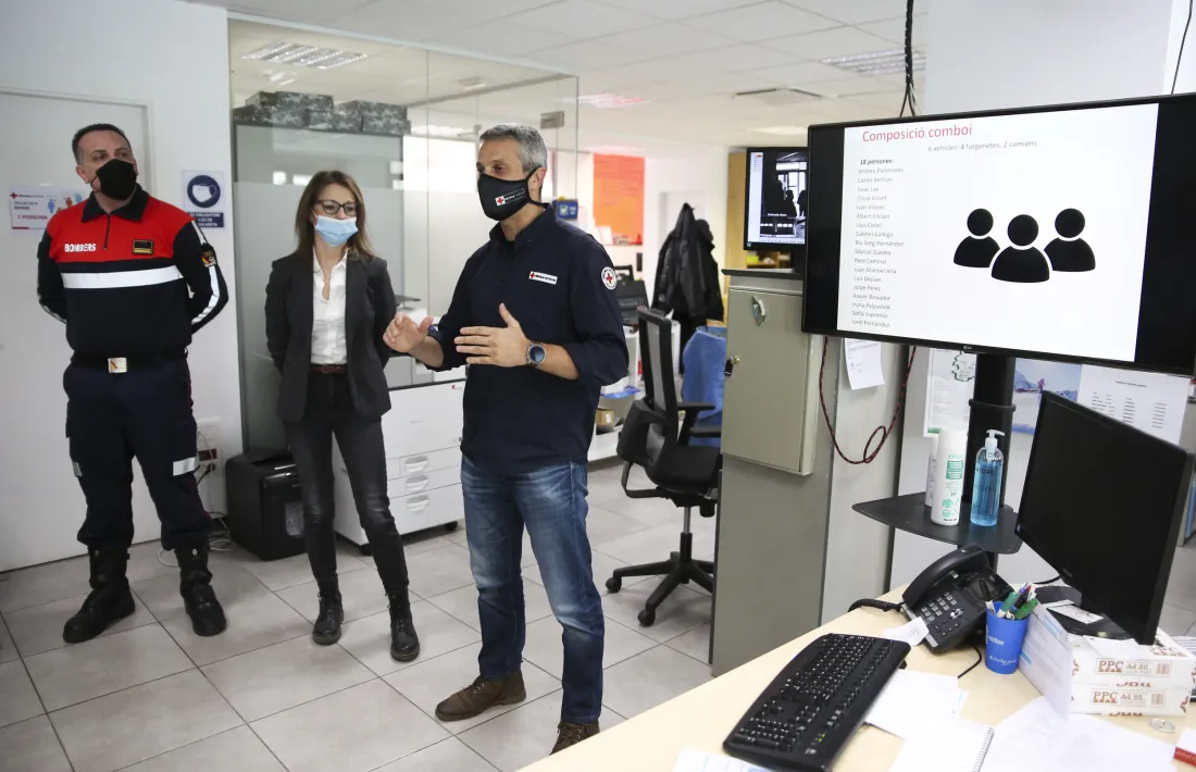 Un moment de l'explicació de la logística del comboi.