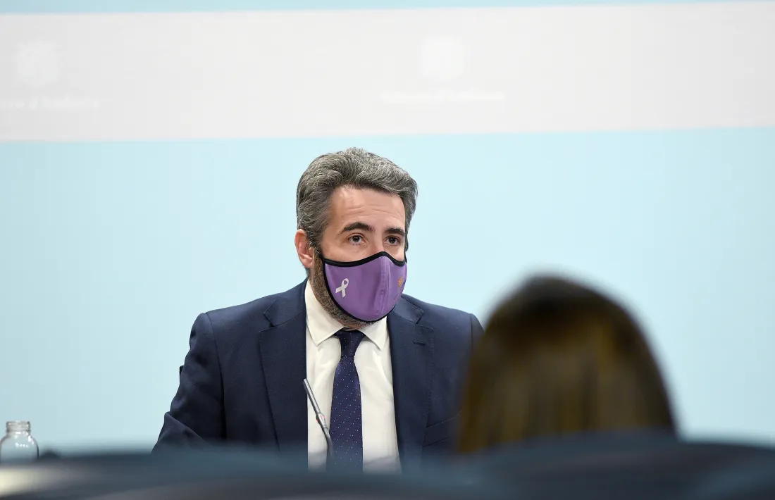  El ministre de Finances, Eric Jover, en la compareixença.