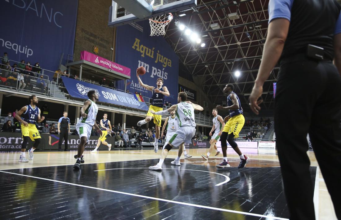 Oriol Paulí, amb 13 punts i 8 rebots amb 22 de valoració, va ser el millor jugador del BC MoraBanc contra el Joventut Badalona.