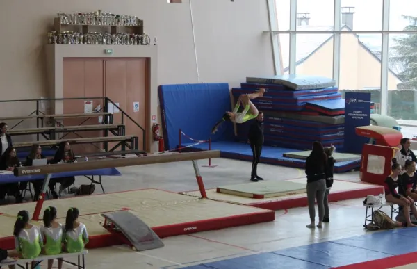 p._28_fotonot_gimnastica