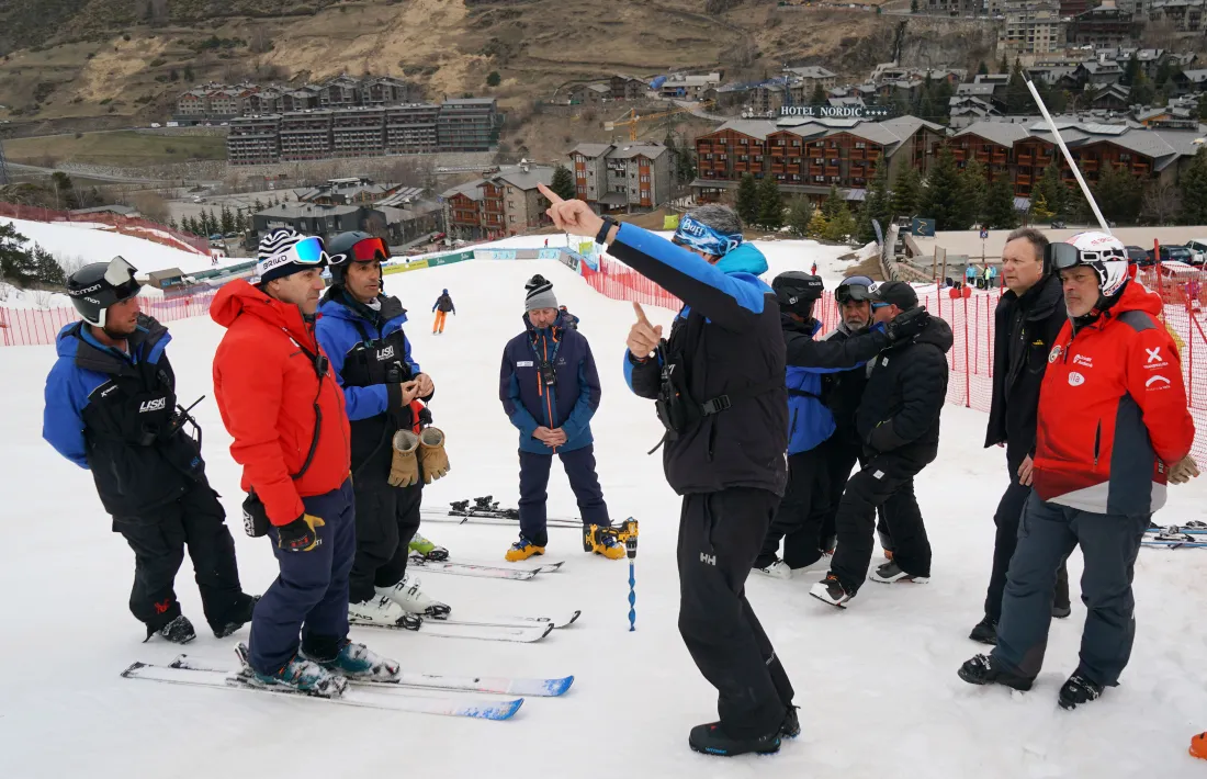 El descens femení es va cancel·lar ahir i avui li ha tocat al supergegant