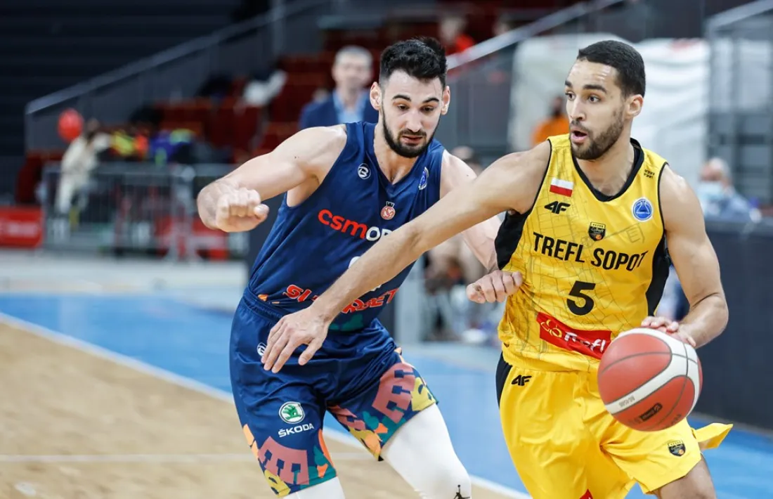 Yannick Franke en el partit que va enfrontar el Trefl Sopot contra el conjunt romanès CSM Oradea.
