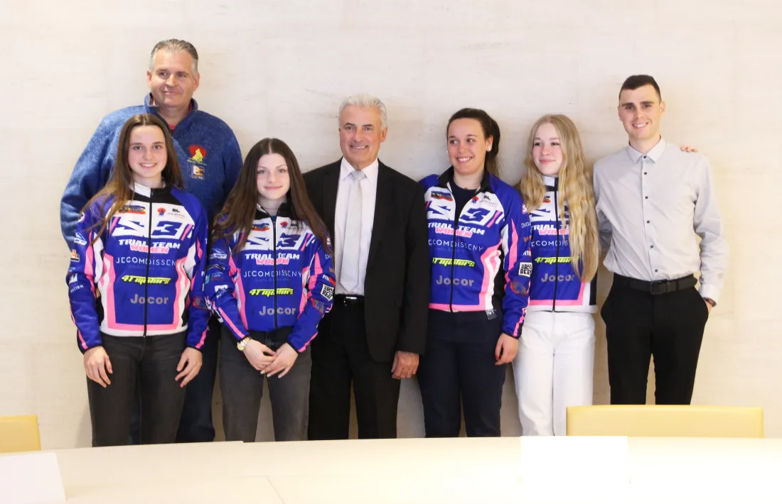 Les joves que integren el Women Trial Team.