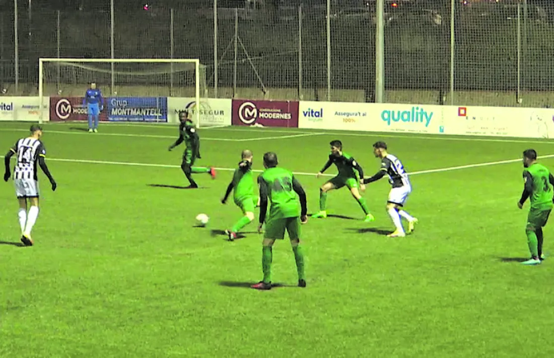 Un moment de la primera semifinal de la Copa entre l’Engordany i l’Extremenya.