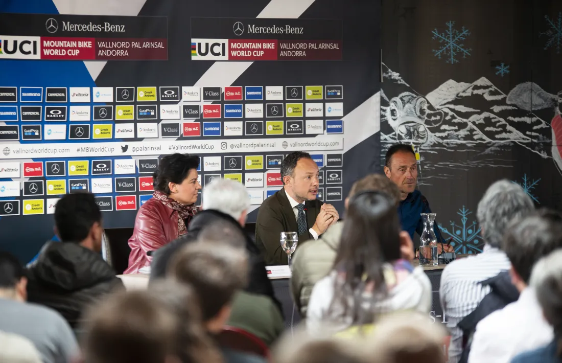 Un moment de la presentació de la Copa del Món de BTT Vallnord Pal-Arinsal ahir al restaurant Rústic.