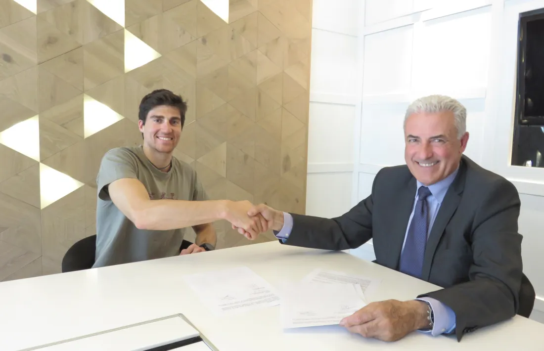 Josep Maria Cabanes i Irineu Esteve han formalitzat avui l'acord.