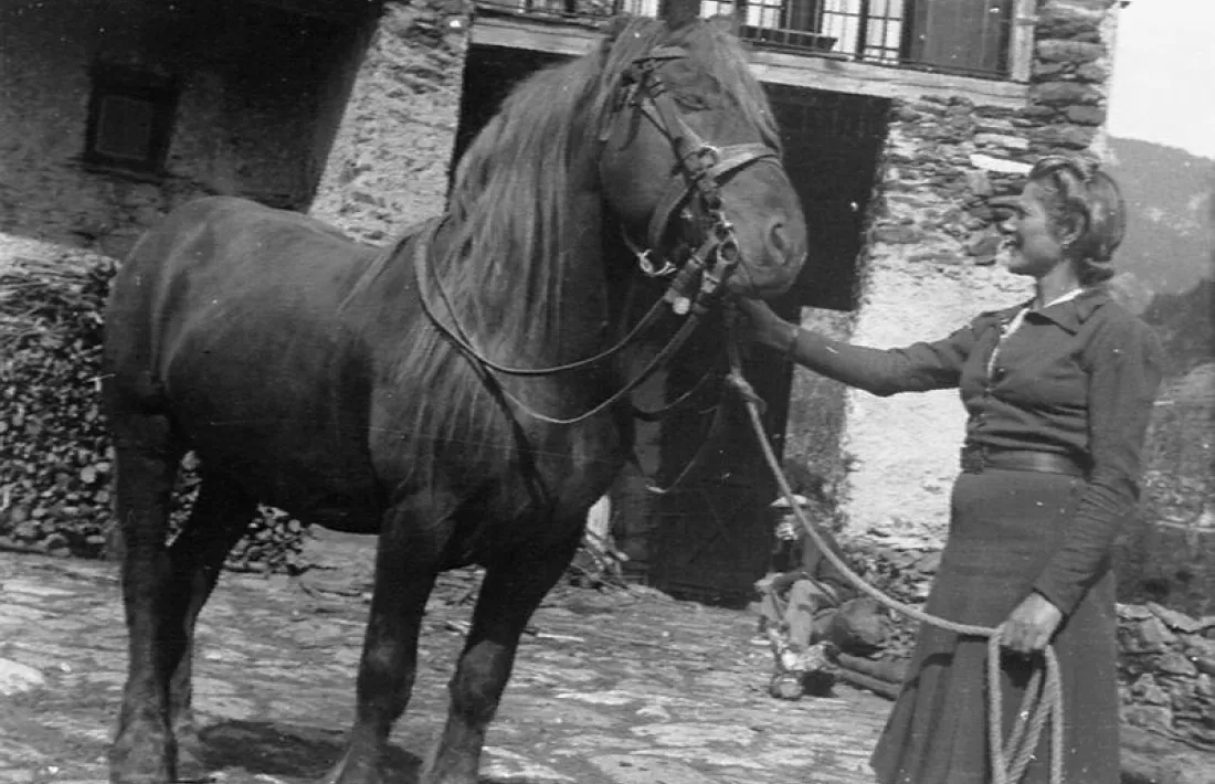 Maria Lluïsa de Riba, la Senyoreta, a l’era de Casa Rossell. Eren els anys 30, l’època daurada de la seva vida.