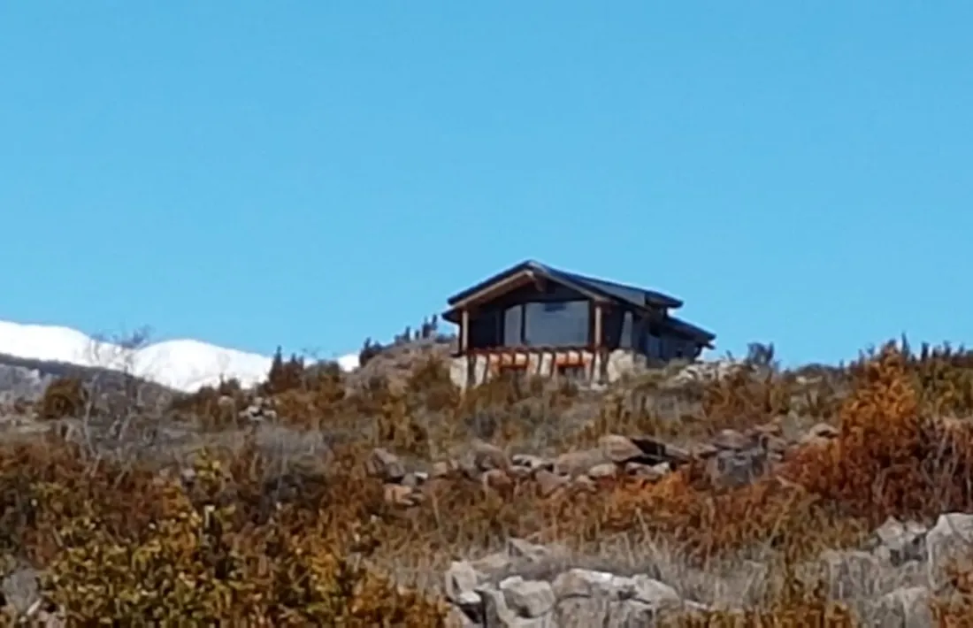 La construcció que qüestiona l'organització SOS Pirineus. 