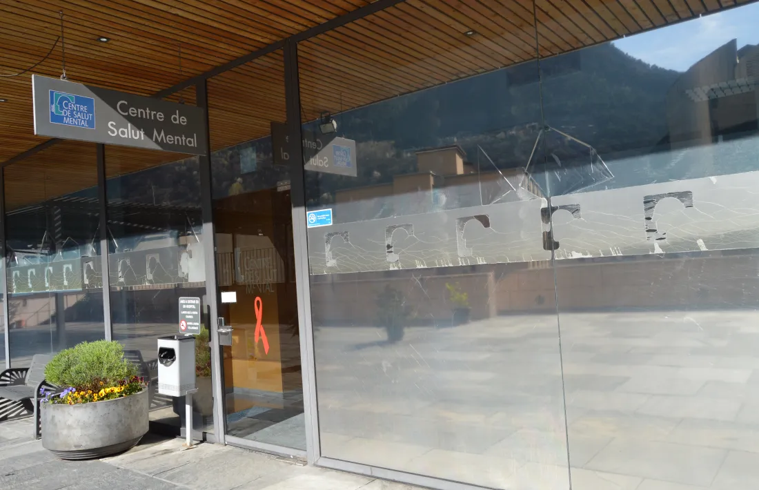 Imatge d'arxiu de l'entrada a Salut Mental de l'Hospital Nostra Senyora de Meritxell.