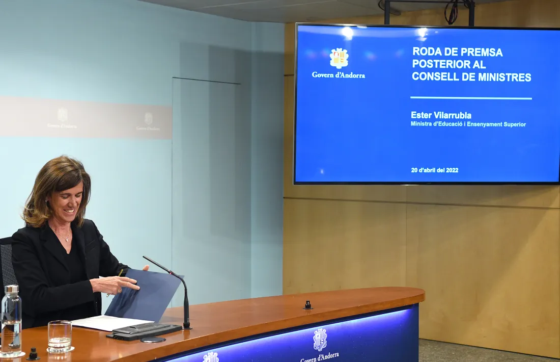 La ministra d'Educació i Ensenyament Superior, Ester Vilarrubla.