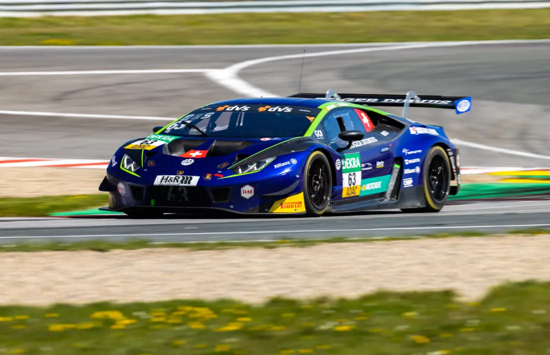 Albert Costa al volant del Lamborghini Huracan 63 a Oschersleben.