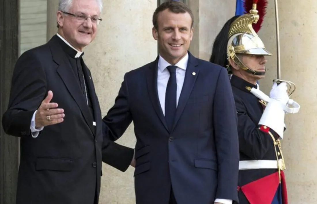 Vives i Macron en una trobada a l'Elisi.