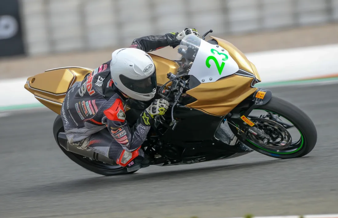 Raposeiras durant la  cursa al Circuit Ricardo Tormo.